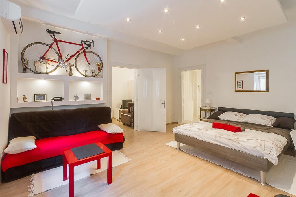 Apartment Red Bike Zagreb Ruang foto